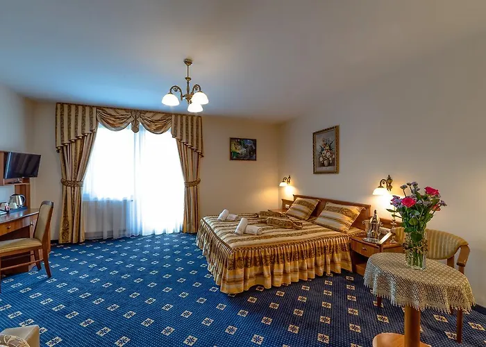 里普塔克卡酒店 Bialka Tatrzanska