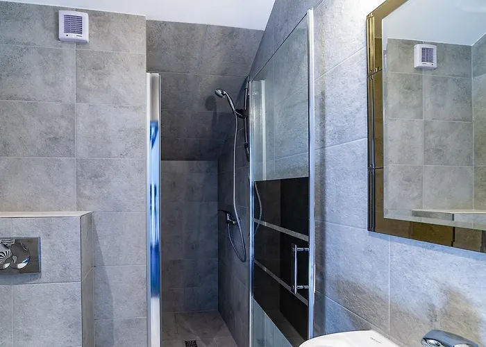 酒店 里普塔克卡酒店 3*